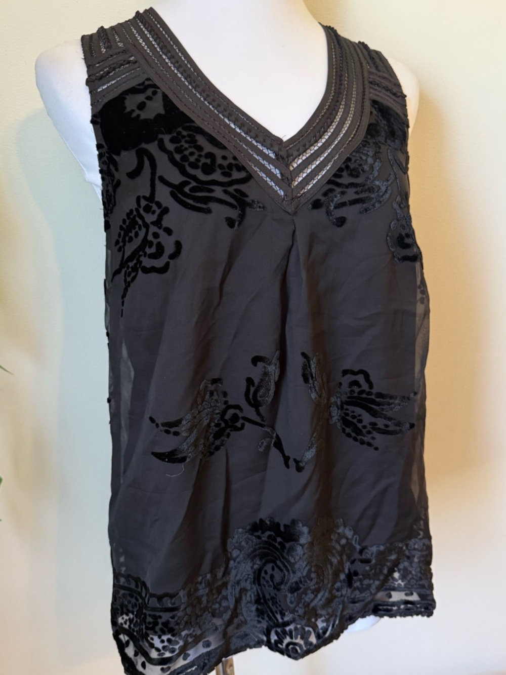 Anthro Tank - Picture 4 of 6